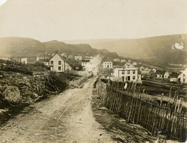 Fig. 34. Unknown. “Caplin Bay.” The Rooms Archive, A 17–138, Holloway Studio Collection, before 1922.